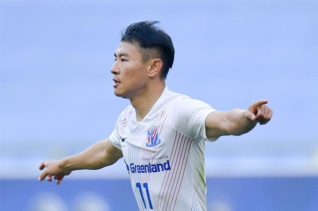 世预赛客户端升级-落后海港5分！上场失点这场丢单刀 申花噩运连连